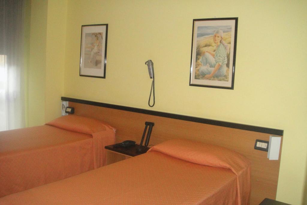 Hotel Scala Nord Милан Номер фото